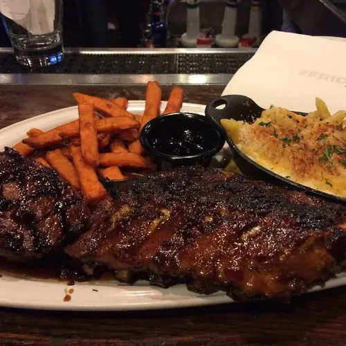 Costillas BBQ y parrilla